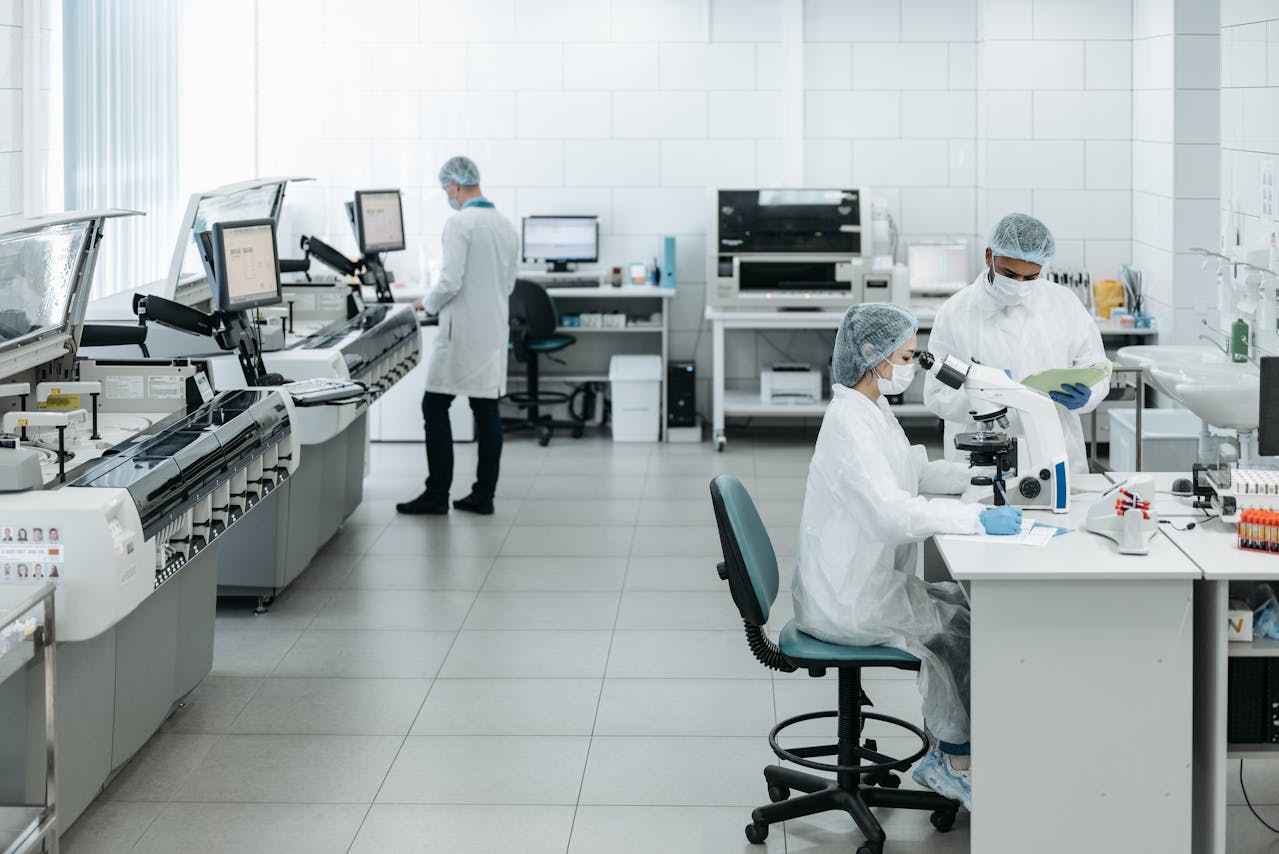AI in healthcare with doctor and technology